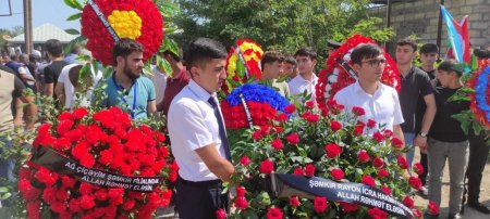 Şəhid Anar Kazımovun dəfni Şəhid Anar Kazımovun dəfni