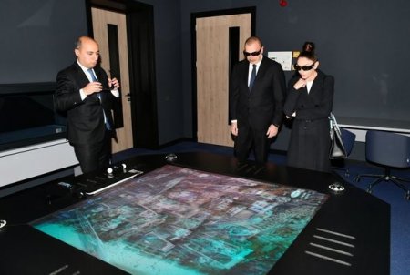 İlham Əliyev və Mehriban Əliyeva “STEAM İnnovasiya Mərkəzi”nin açılışında iştirak ediblər - FOTO