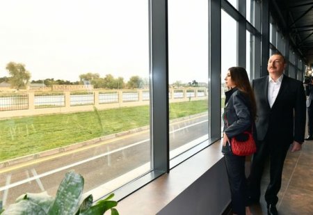 İlham Əliyev və Mehriban Əliyeva Neftçala Olimpiya İdman Kompleksinin açılışında - YENİLƏNİB + FOTO