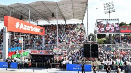 İlham Əliyev və Mehriban Əliyeva “Formula-1” Azərbaycan Qran-prisinin əsas yarışına baxıblar - YENİLƏNİB+FOTOй