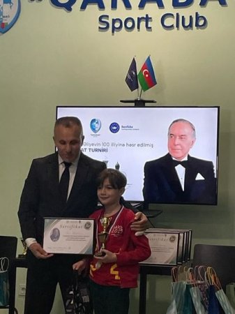 Rotterdamda Heydər Əliyevin 100 illiyinə həsr olunmuş şahmat turniri təşkil edilib - FOTO