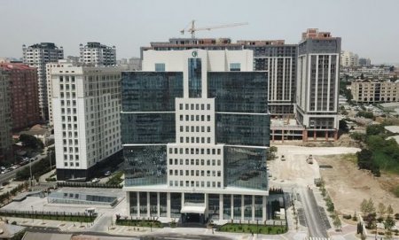 İlham Əliyev Kənd Təsərrüfatı Nazirliyinin Bakıda yeni inzibati binasının açılışında iştirak edib - FOTO