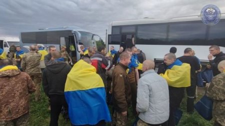 Ukrayna Rusiya əsirliyindən 95 müdafiəçini geri qaytarıb 