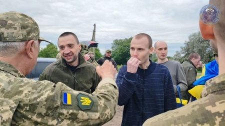 Ukrayna Rusiya əsirliyindən 95 müdafiəçini geri qaytarıb 