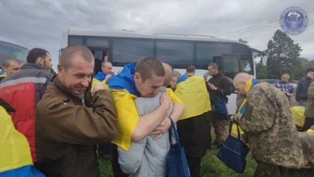 Ukrayna Rusiya əsirliyindən 95 müdafiəçini geri qaytarıb 
