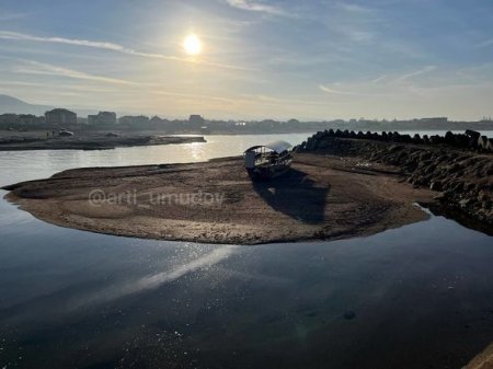 Xəzərin səviyyəsinin kəskin enməsi Dərbənd sahillərində də müşahidə edilib