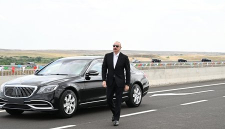 Prezident İlham Əliyev Əhmədbəyli-Füzuli-Şuşa yolunun açılışında iştirak edib