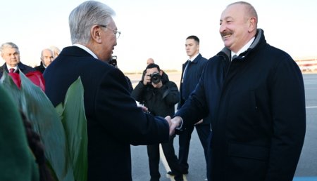 Prezident Qazaxıstandadır - FOTOLAR