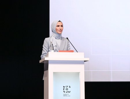 Leyla Əliyeva Ərdoğanın qızı ilə bir arada - Fotolar