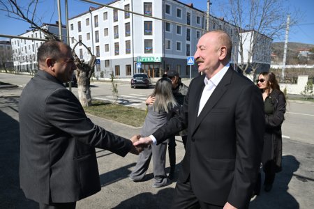 Prezident İlham Əliyev Xocavənd şəhərində görülmüş işlərlə tanış olub 