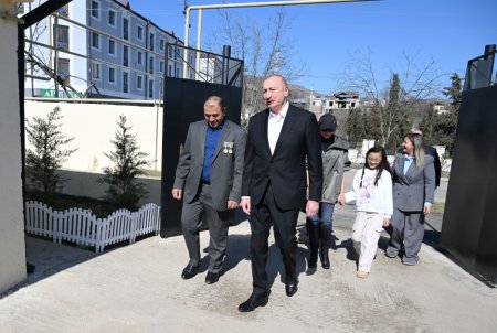 Prezident İlham Əliyev Xocavənd şəhərində görülmüş işlərlə tanış olub 