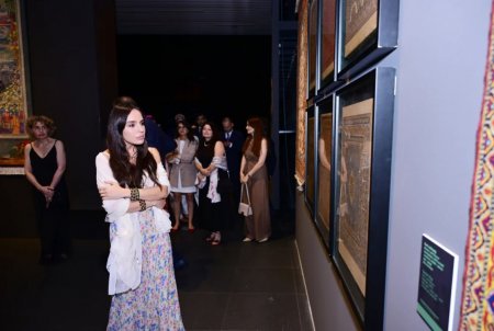 Leyla Əliyeva Budapeştdə "Azərbaycan xalçaları – ənənədən müasir incəsənətə" sərgisinin təqdimatında iştirak edib